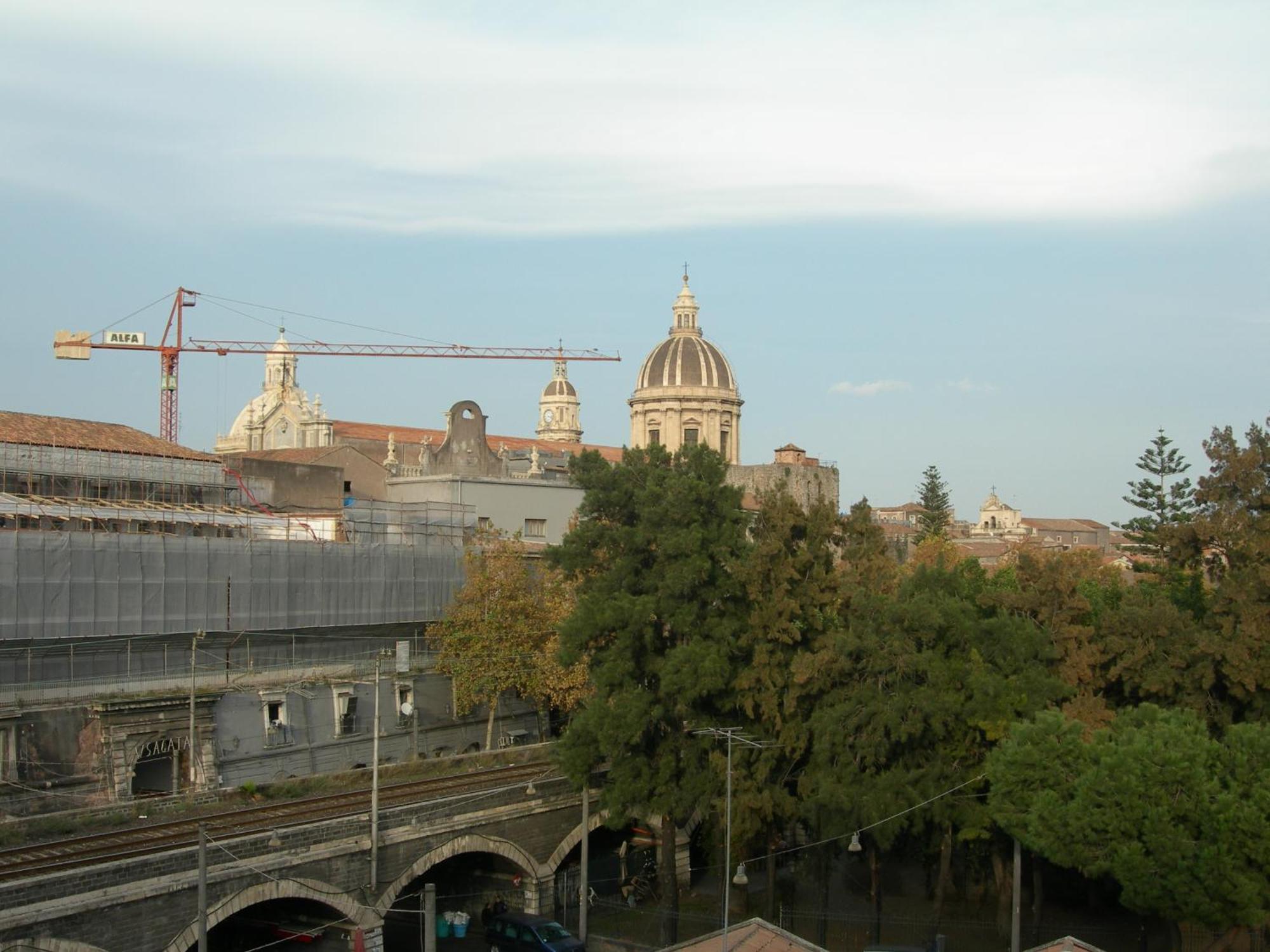 Bed And Breakfast Vecchio Porto Catania Bagian luar foto