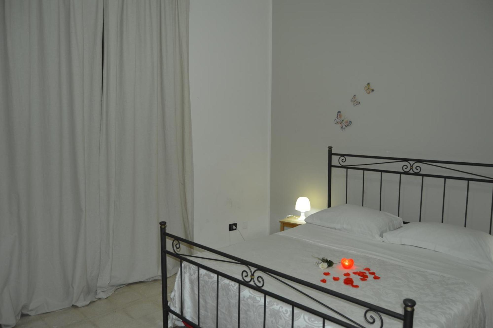 Bed And Breakfast Vecchio Porto Catania Bagian luar foto