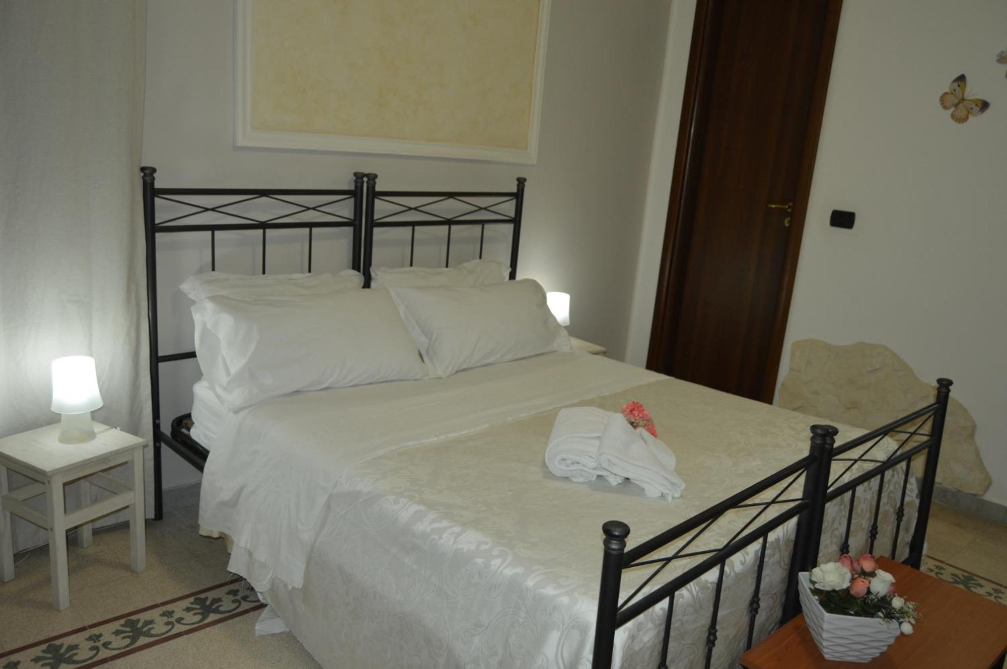 Bed And Breakfast Vecchio Porto Catania Bagian luar foto